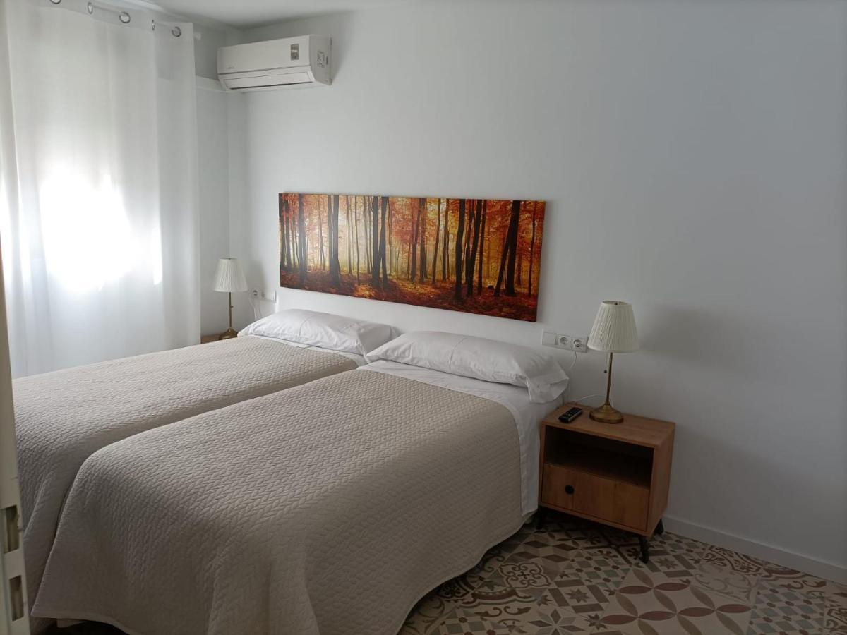 Hostal Las Encinas Villaviciosa de Odón Exterior foto